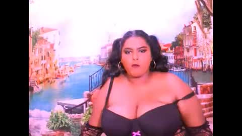 Snapshot of indianfairy4u chatting on 12/05/25, 12:14 natasha online show from 12/05/25, 12:14