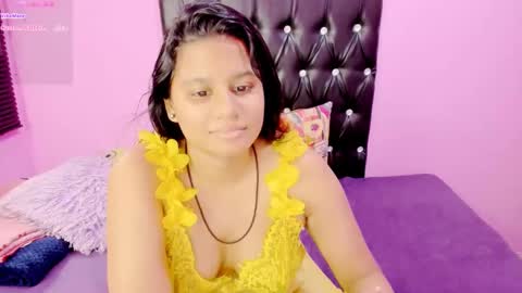 PARADISEQUEEN online show from 01/04/25, 11:11