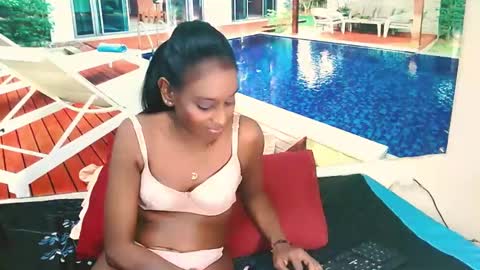 Leah online show from 12/02/24, 10:50