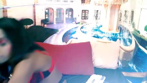 Leah online show from 12/04/24, 08:45