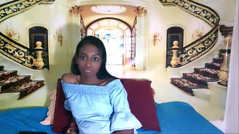 Leah online show from 12/10/24, 11:08