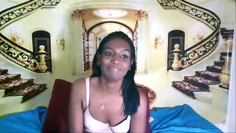 Leah online show from 12/11/24, 02:09