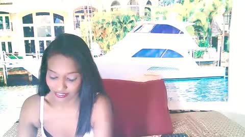 Leah online show from 12/19/24, 05:18