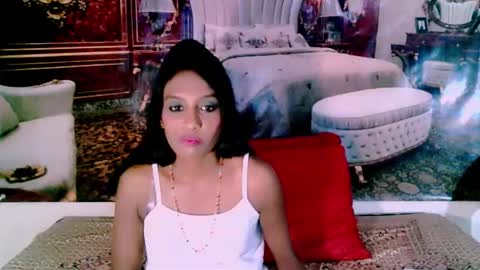 Leah online show from 12/30/24, 05:58