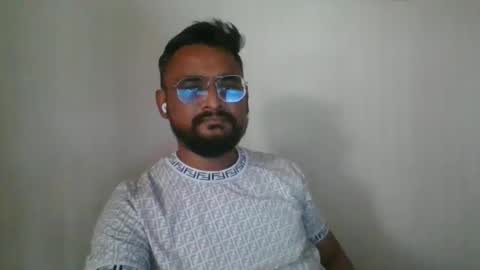 Indian lover online show from 02/01/25, 06:32