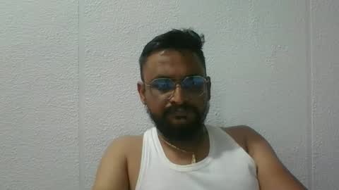 Indian lover online show from 09/30/25, 09:58