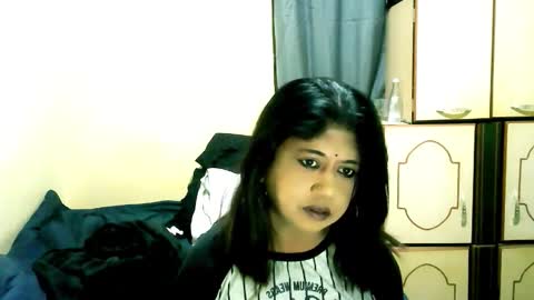 indianpleasures21 online show from 05/14/26, 02:18