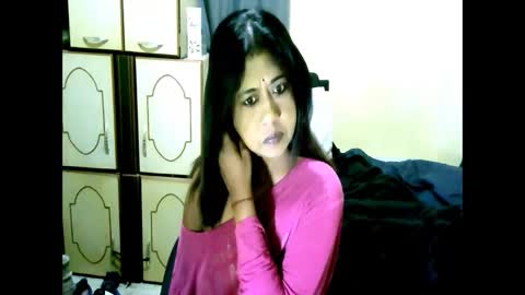 indianpleasures21 online show from 06/09/26, 04:57
