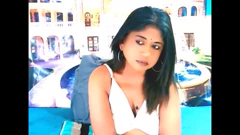 Mika online show from 10/14/25, 06:42