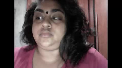 indianpooja1027 online show from 12/15/25, 07:29