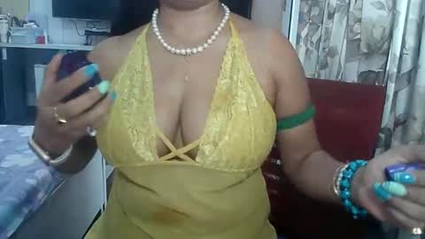 Radha online show from 06/11/26, 08:01