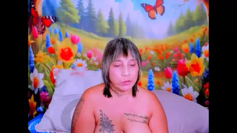 indianroxy27 online show from 04/16/26, 06:30