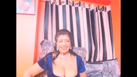 indiansarika65 online show from 12/08/24, 07:32