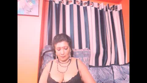 indiansarika65 online show from 12/10/24, 10:05