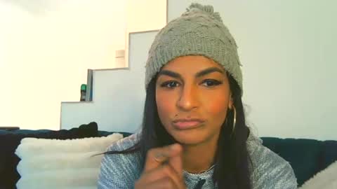 rani online show from 06/14/26, 06:04