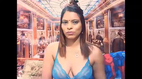 Snapshot of indiansexyass4u2luv chatting on 10/29/25, 04:53 indiansexyass4u2luv online show from 10/29/25, 04:53