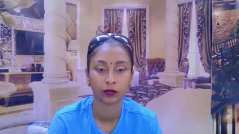 Snapshot of indiansexybutt4u2luv chatting on 02/23/26, 05:49 indiansexybutt4u2luv online show from 02/23/26, 05:49