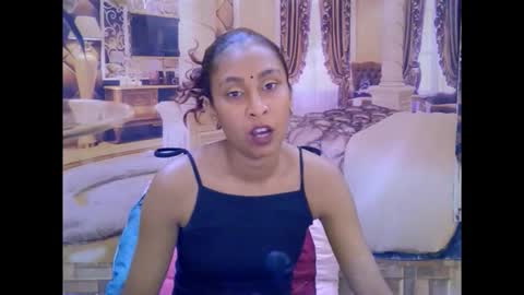 Snapshot of indiansexybutt4u2luv chatting on 03/05/26, 05:58 indiansexybutt4u2luv online show from 03/05/26, 05:58