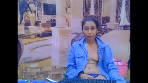 Snapshot of indiansexybutt4u2luv chatting on 03/16/26, 08:29 indiansexybutt4u2luv online show from 03/16/26, 08:29