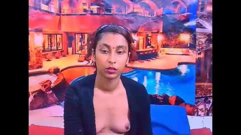 Snapshot of indiansexybutt4u2luv chatting on 03/26/26, 05:46 indiansexybutt4u2luv online show from 03/26/26, 05:46