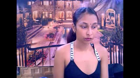 Snapshot of indiansexybutt4u2luv chatting on 05/09/26, 05:34 indiansexybutt4u2luv online show from 05/09/26, 05:34