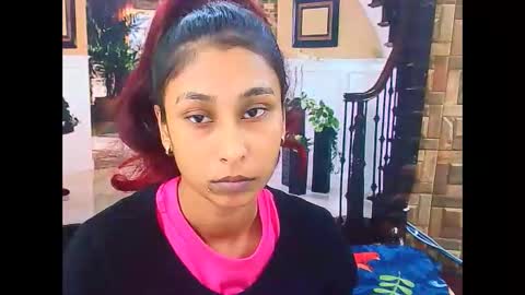 Snapshot of indiansexybutt4u2luv chatting on 05/20/26, 06:19 indiansexybutt4u2luv online show from 05/20/26, 06:19