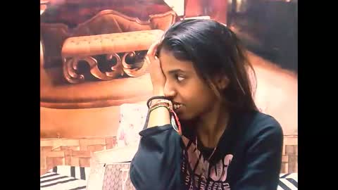 indiansexyslender4u2luv online show from 09/15/25, 05:18