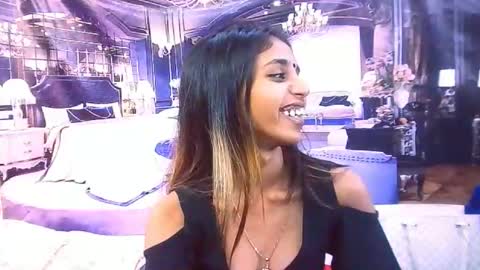 indiansexyslender4u2luv online show from 11/30/25, 05:22