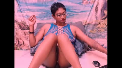 Shreya online show from 12/10/24, 07:00
