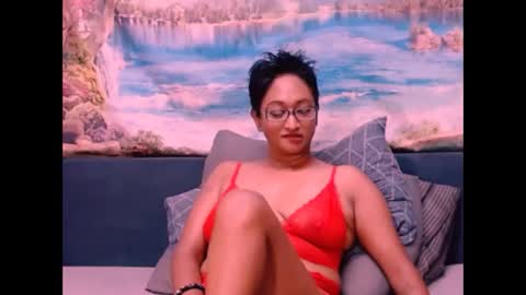 Shreya online show from 12/18/24, 05:48