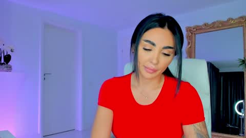 Hellen online show from 09/30/25, 01:05