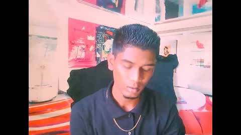 Snapshot of indianthuggin chatting on 10/29/25, 04:37 BabyFace online show from 10/29/25, 04:37