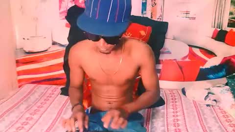 Snapshot of indianthuggin chatting on 12/02/25, 05:35 BabyFace online show from 12/02/25, 05:35