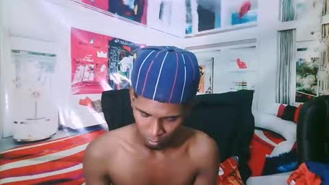 Snapshot of indianthuggin chatting on 12/02/25, 05:41 BabyFace online show from 12/02/25, 05:41