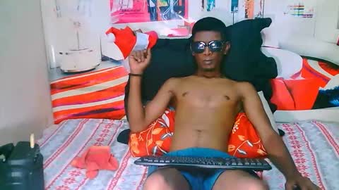 Snapshot of indianthuggin chatting on 12/13/25, 09:09 BabyFace online show from 12/13/25, 09:09