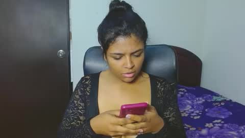 Aleja vallejo online show from 01/07/25, 06:59