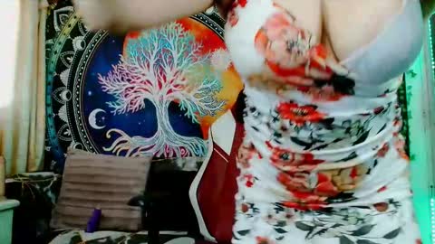 Snapshot of indica_me chatting on 09/25/25, 05:55 indica_me online show from 09/25/25, 05:55