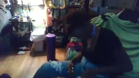 Snapshot of indigo_scorpio chatting on 09/25/25, 06:06 indigo_scorpio online show from 09/25/25, 06:06