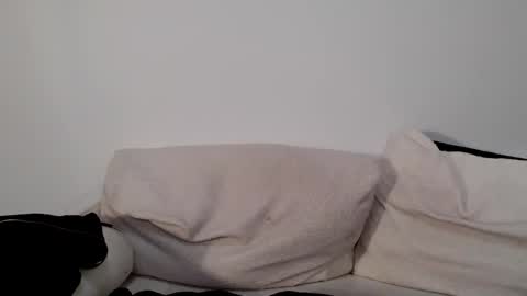 Indigo Elle online show from 11/28/25, 09:45