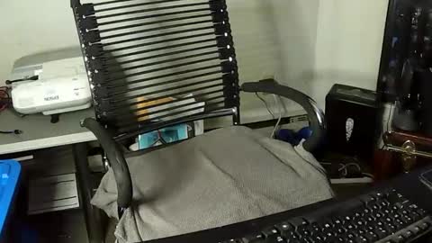 Snapshot of indigolvr chatting on 01/18/26, 01:09 BroLOU online show from 01/18/26, 01:09