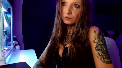 InesDesire online show from 01/02/25, 06:23