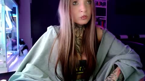 InesDesire online show from 02/23/25, 11:22