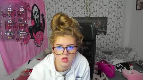 iness_lex online show from 05/18/26, 07:03