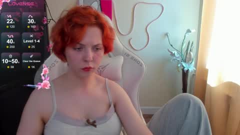 Snapshot of infernokitten chatting on 06/10/26, 01:39 Ilona online show from 06/10/26, 01:39