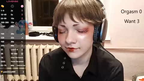 Snapshot of infinitina chatting on 10/15/25, 04:40 Keily online show from 10/15/25, 04:40