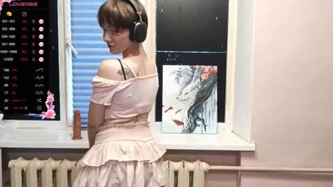 Snapshot of infinitina chatting on 10/25/25, 01:29 Keily online show from 10/25/25, 01:29