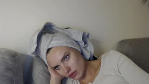 Sweet girl online show from 12/04/24, 10:19