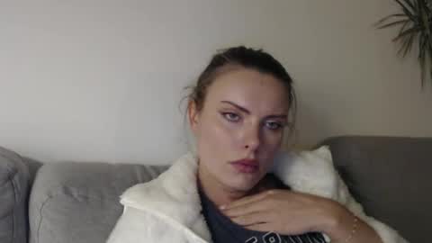 Sweet girl online show from 12/22/24, 10:36