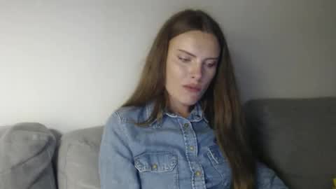 Sweet girl online show from 09/25/25, 08:45