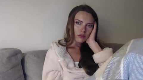 Sweet girl online show from 04/27/26, 08:40
